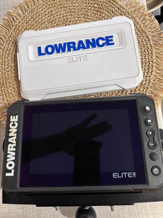 Sonar Lowrance elite fs 7