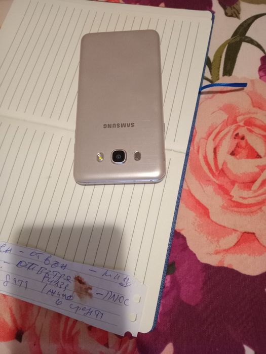 Продава samsung galaxy j7