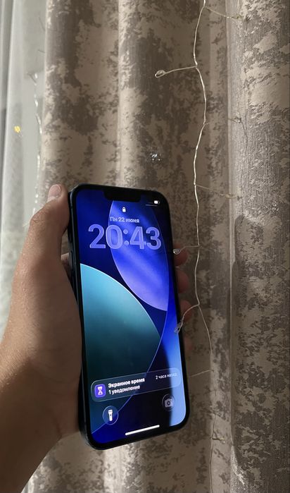 iPhone айфон 13 в отличном состоянии