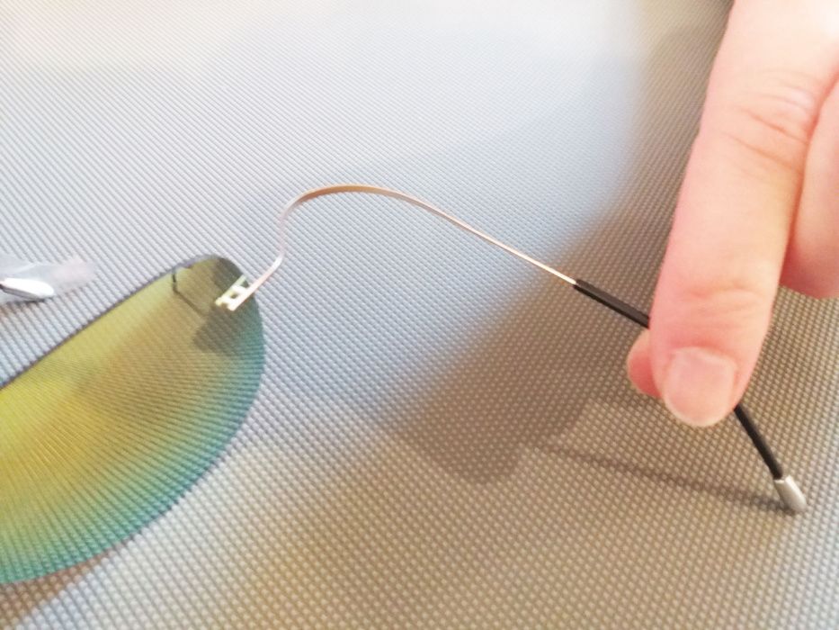 Ochelari de soare polarizati titanflex rama ultra flexibila NOI !