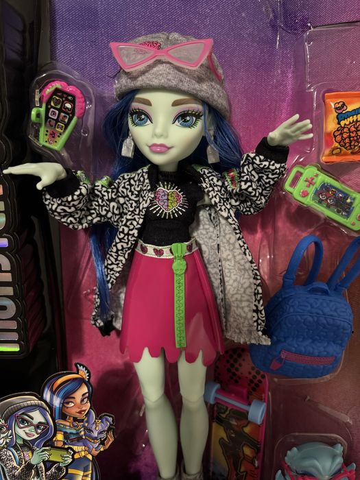 Гулия G3 Monster High