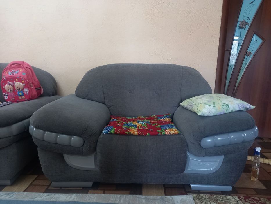 Диван для гостиной