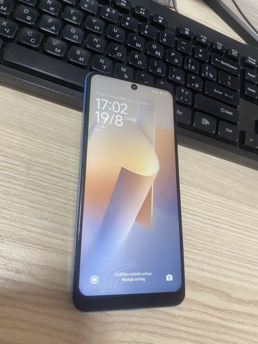 Redmi 12 b/u bir qo’l ishlatilgan sruchniy sotiladi dastavka bor