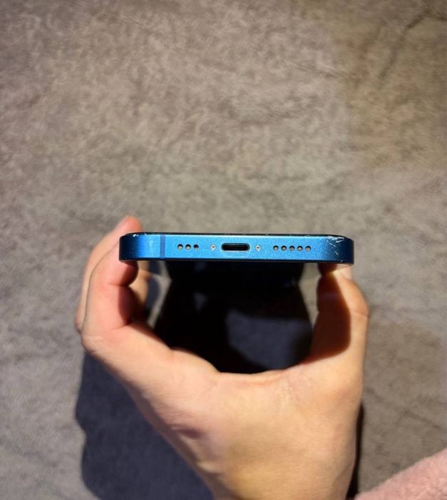 Продаётся айфон 13 128 гб