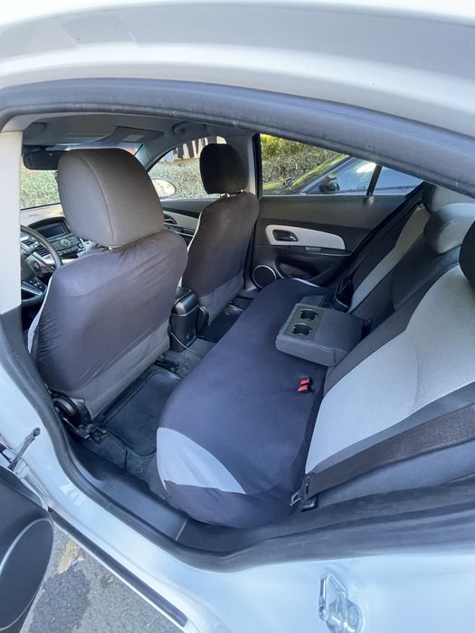 Chevrolet cruze LT 2012