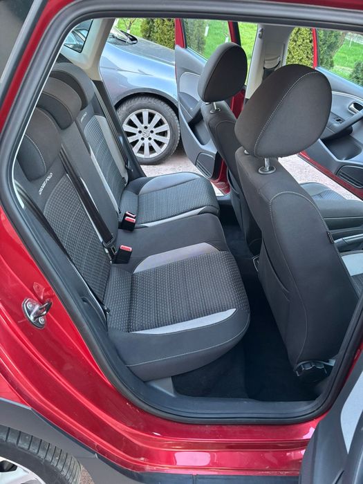 Vând VW Polo Cross 1,4 TDI