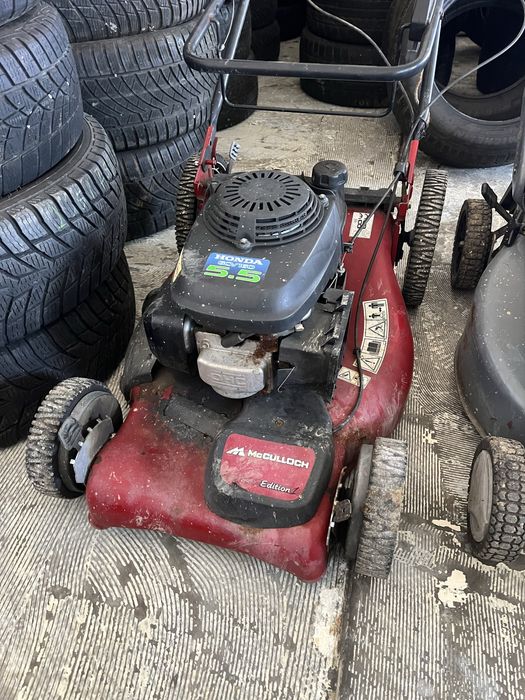 Masina de tuns gazon Honda