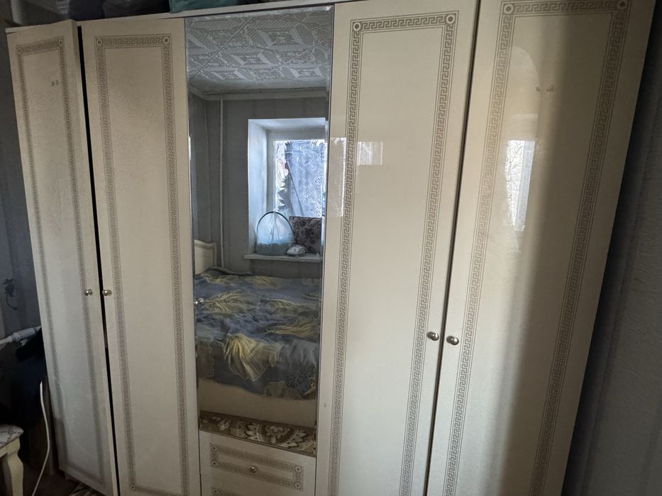 Спальный гарнитур