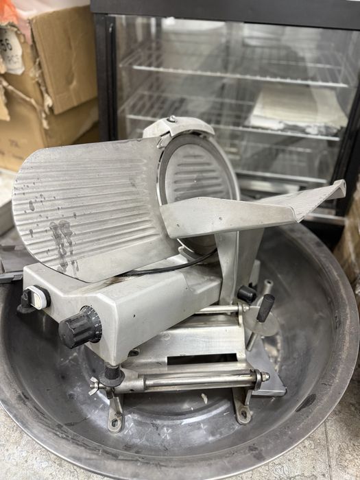 Продам Слайсер