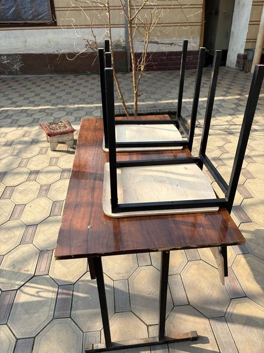 Parta stol stullar sotiladi