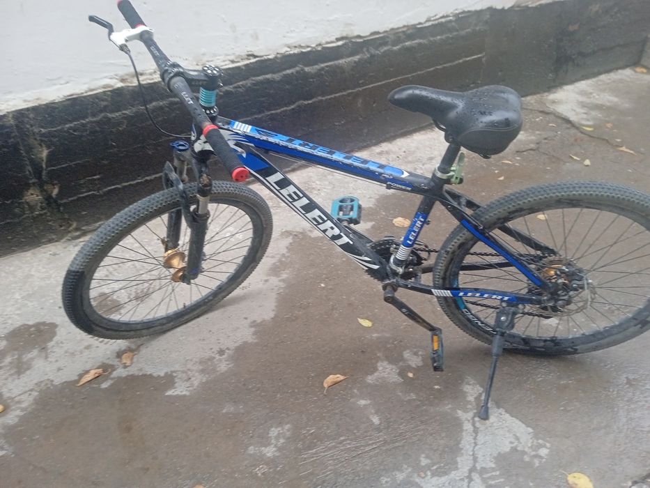 Велик синий едет до 40 км ч