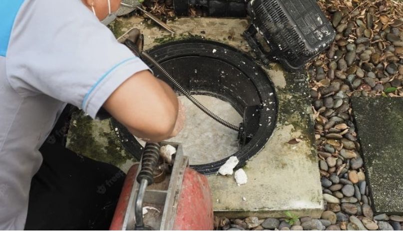 Чистка труб вибро троссом