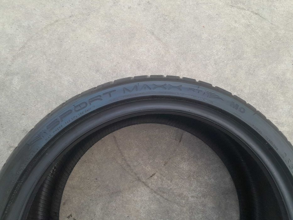 O anvelopa noua de vara 255 35 19 dunlop sportmaxx RT dot 3321