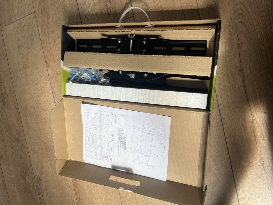 Кронштейн для телевизора