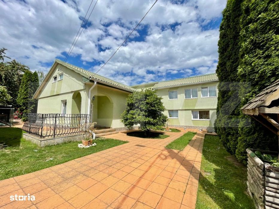 Vila cu foisor si cabana, Suceava zona centrala