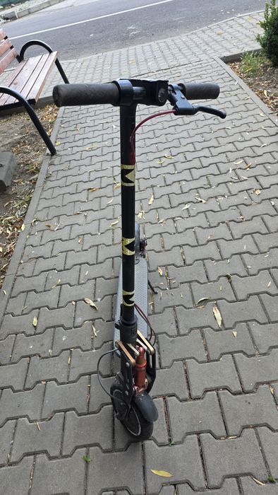Trotineta  electrică Xiaomi Mi Scooter (M365) + Suspensie Monorim