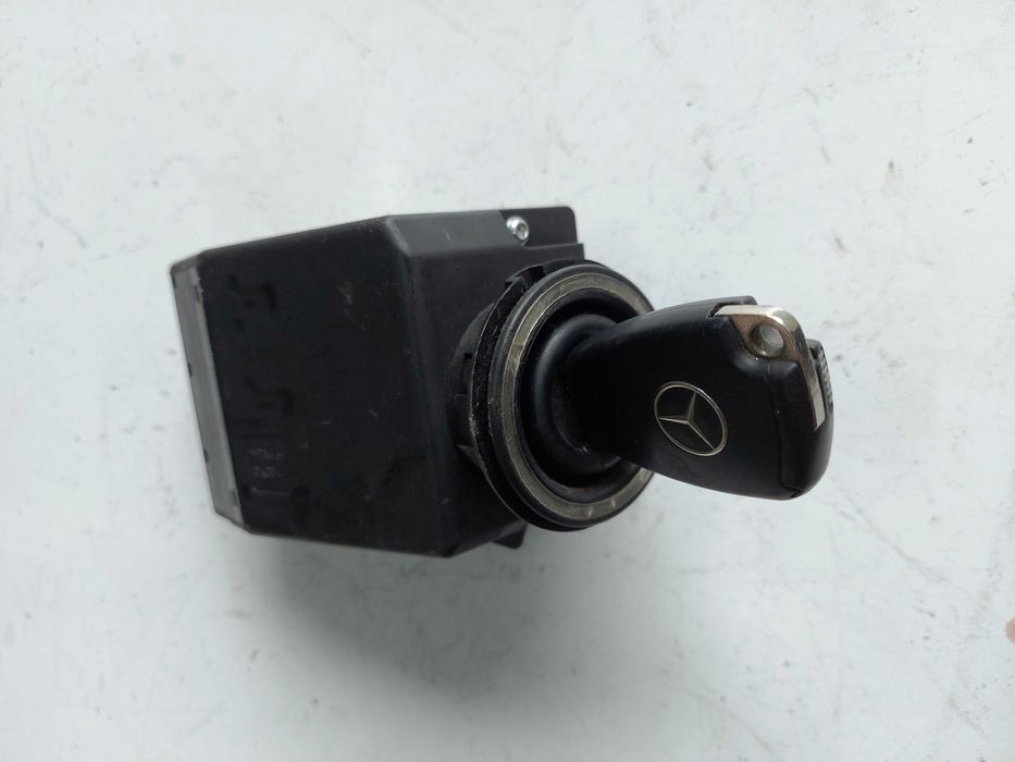 Запалване/Гълтач за Mercedes-Benz Sprinter W906 след 2006г.