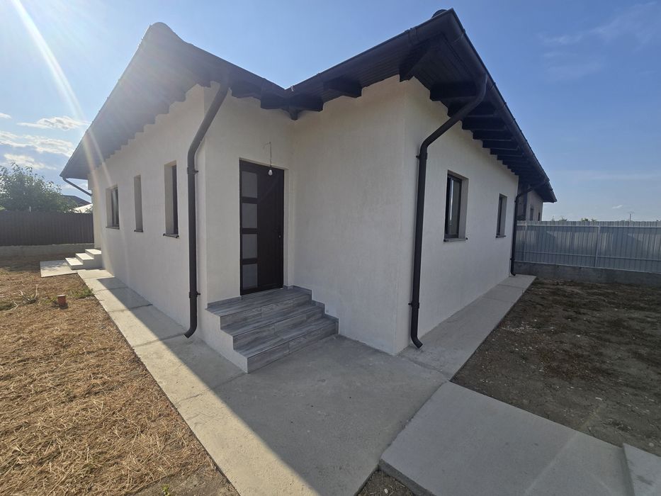 Proprietar Casă Nouă cu 3 camere  Letea Veche sat Rusi Ciutea