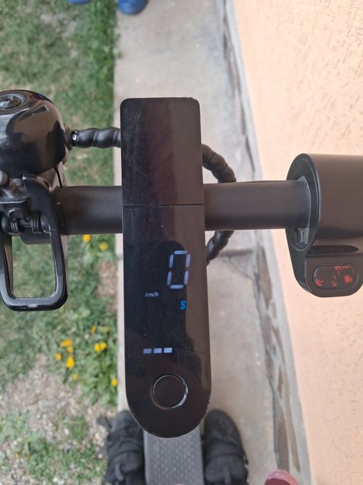 Trotinetă electrică