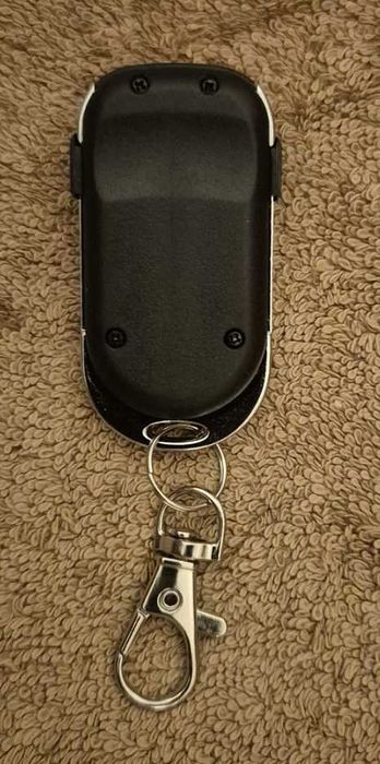 Обучаемо дистанционно за гаражи и бариери с фиксиран код на 433.92 Mhz