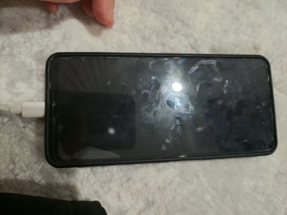 Tecno spark 30 256/8+4 гб