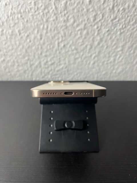 Apple iPhone 16 Pro Max - 256 GB - Desert Titanium