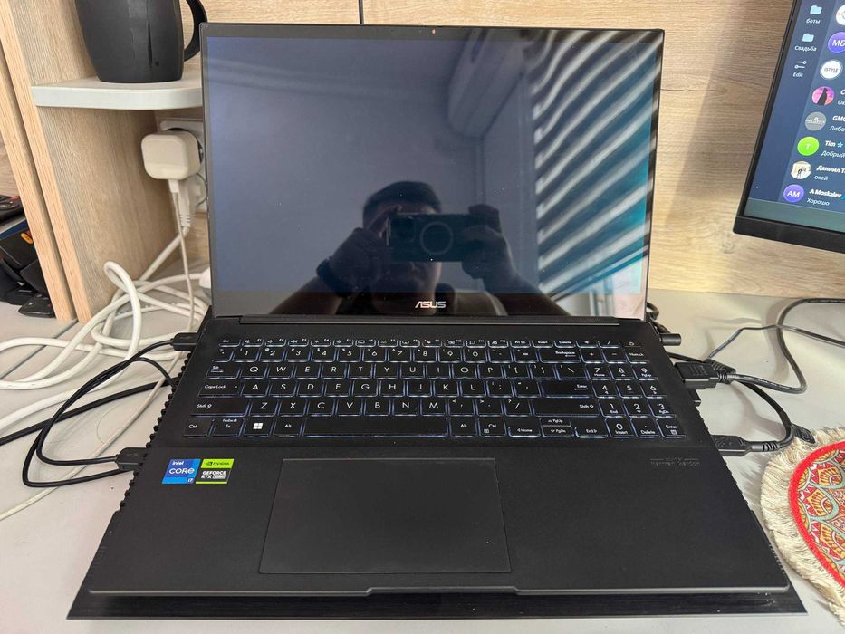 ASUS Creator - i7-13, 24GB/512GB, RTX 3050 на 6GB