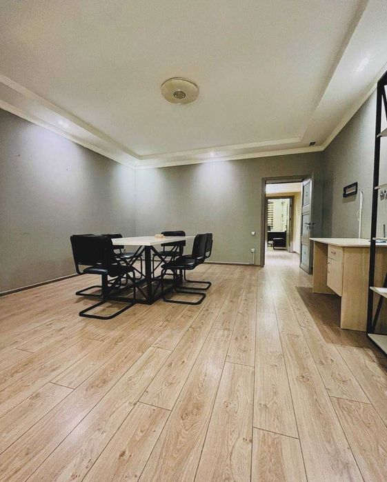 Ц-1 .Эфенди ГУВД сдаётся офис 3х комнатный с мебелью! Доступ 24/7