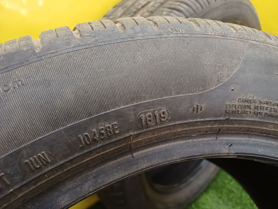 Шины 215/55 R17 Pirelli пара.