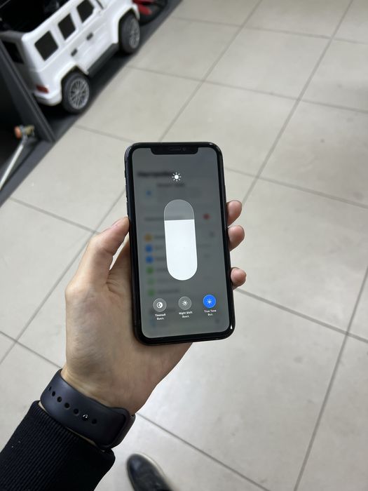 Продам Айфон 11 64gb 78%
