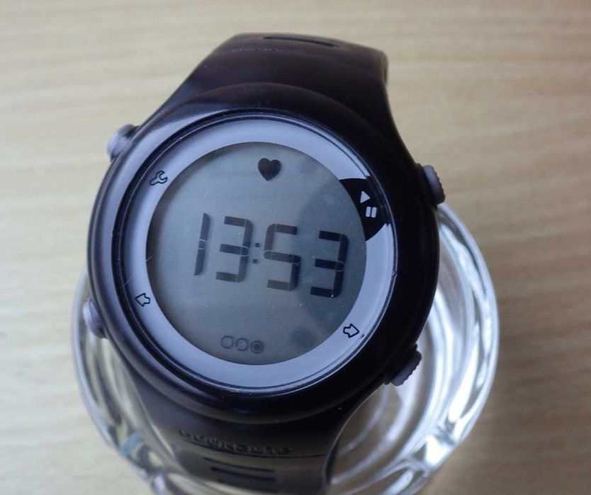 Спортен часовник Geonaute ONrhythm 50 за целодневно следене на пулса