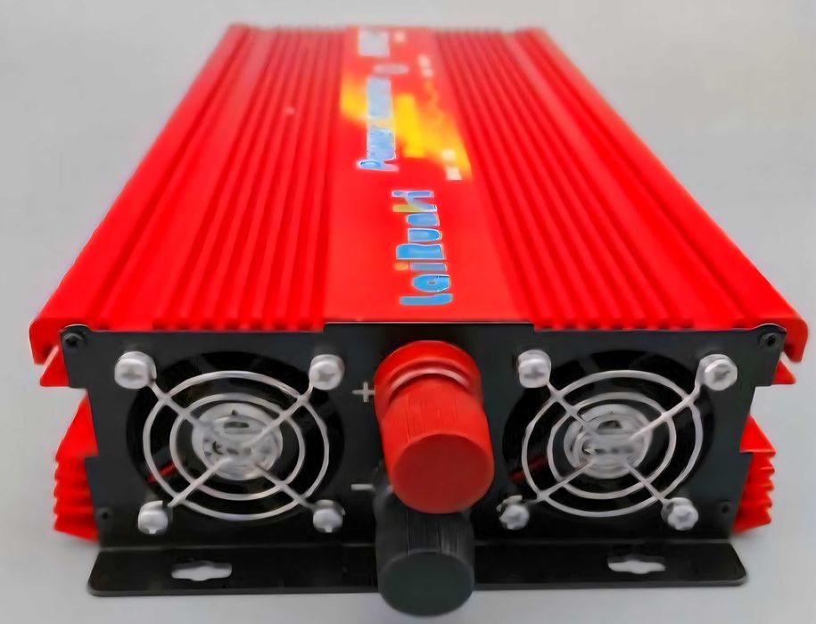 Invertor tensiune 12V-220V 3000 W LAIRUN