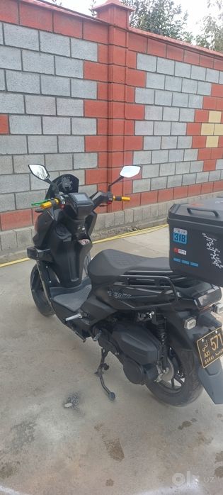 Skuter tank sotiladi
