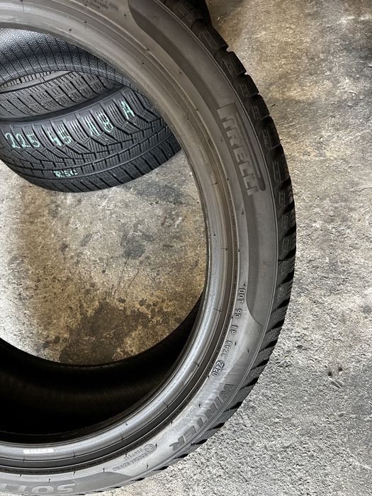 4 anvelope iarna 225/45/19 , Pirelli , RunFlat , 6-6.7 mm !