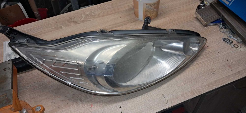 Форд-КА(RU8) десен ФАР