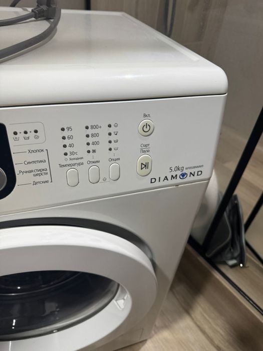 Продам стиральную машину