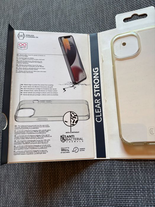 iPhone 13 – Чисто нов прозрачен кейс Cellularline Clear Strong