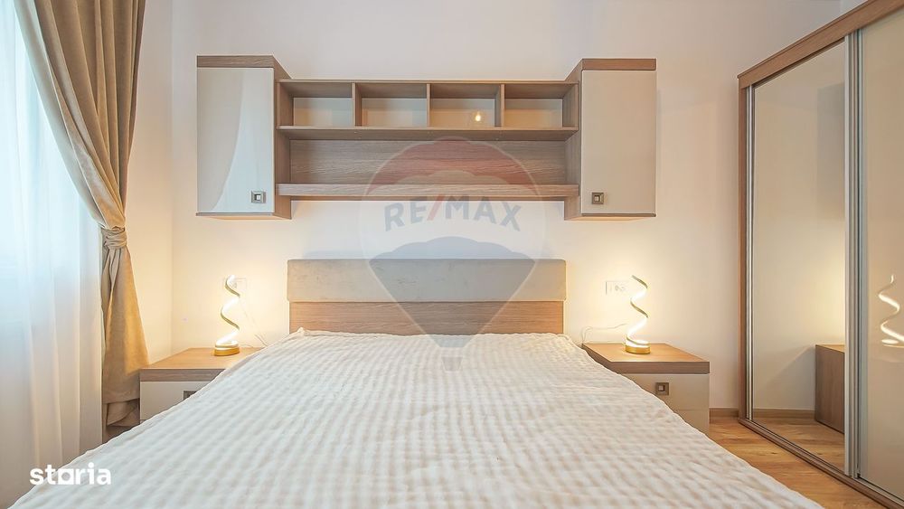 Apartament cu 3 camere, prima închiriere, în zona Tractorul