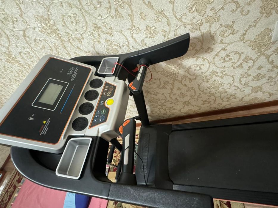 Беговая дорожка.