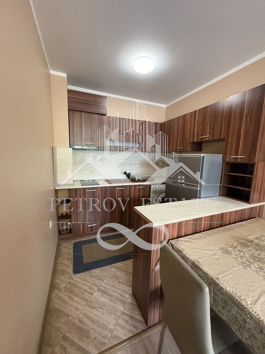Дава се под наем Двустаен апартамент в Велинград - 50 кв.м за 300 € - Снимка #2