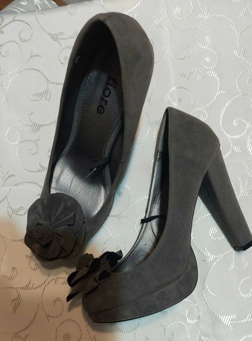 Pantofi dama gri cu platforma Nr 39 - NOI