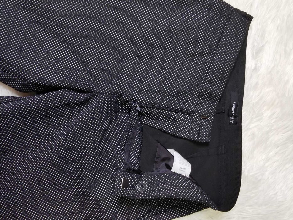 Pantaloni eleganti office negri buline albe marimea 34 Reserved