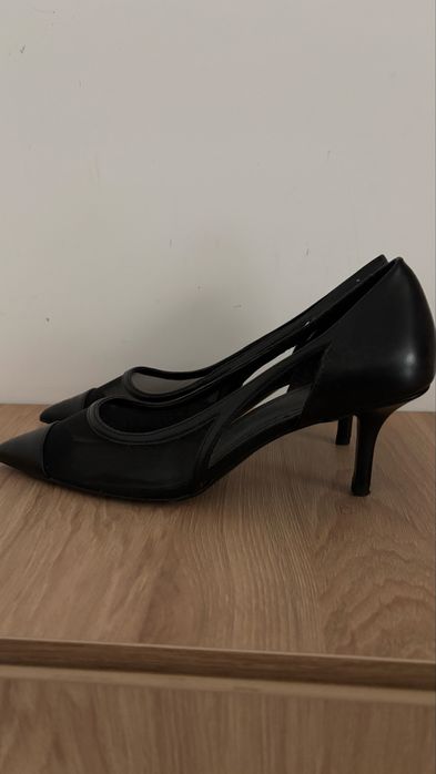 Черни ниски токчета H&M