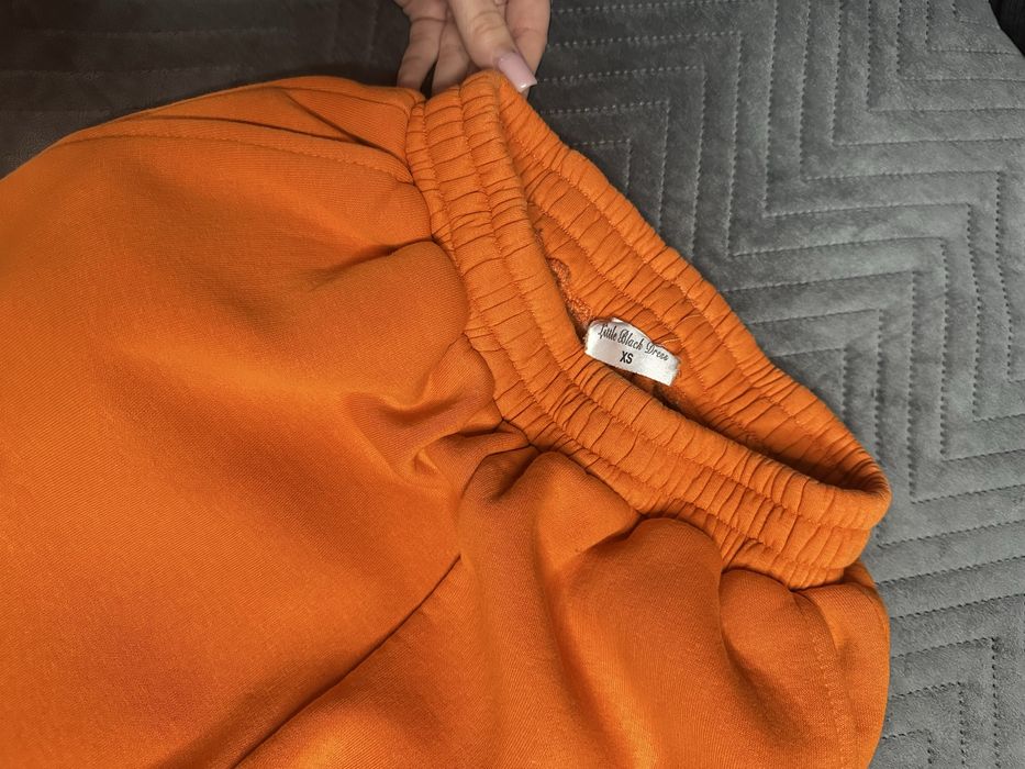 Топъл Оранжев Комплект LBD