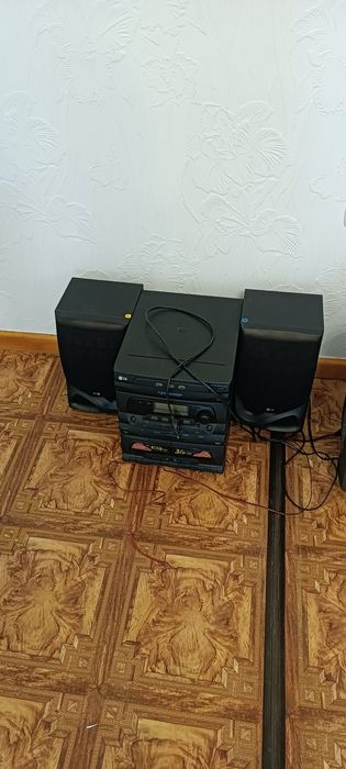 Продам LG в отличном состоянии