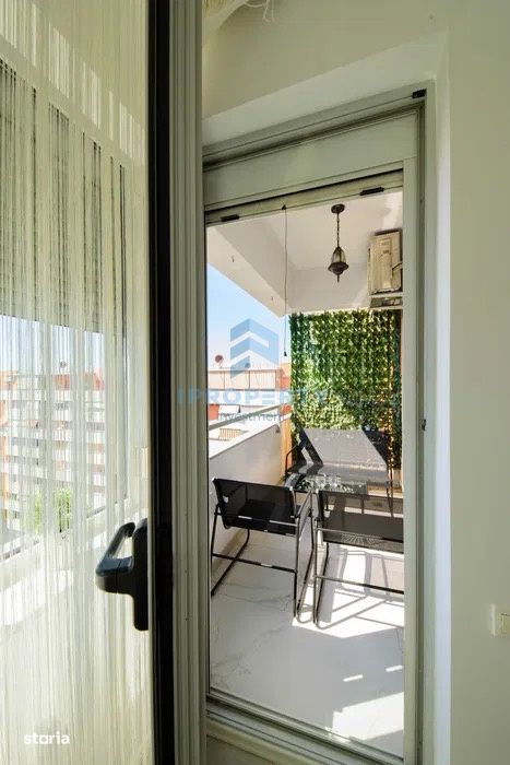 Quadra Place 3 Camere Renovat cu balcon si loc de parcare