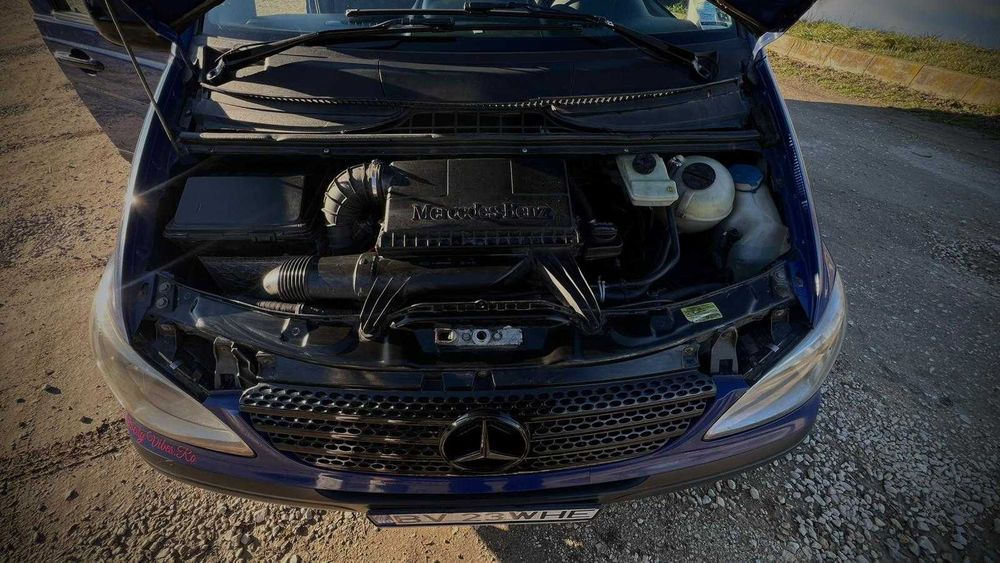 Mercedes Vito 2,2 cdi  8+1 persoane