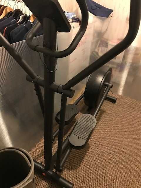 Bicicleta Eliptica, stare perfecta, ca si noua, pana la 120kg