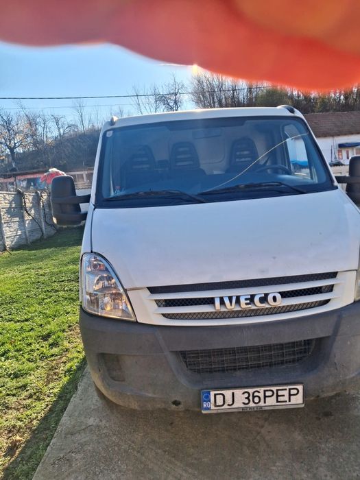 Dubă Iveco din 2009,motor de2,3