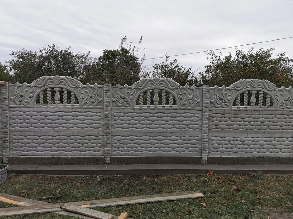 Gard Beton placi ,stalpi prefabricate